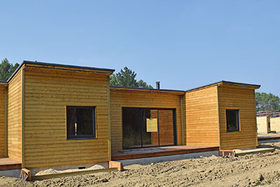 Le domaine du Bois aux Daims de Center Parcs regroupe 800 cottages en construction bois