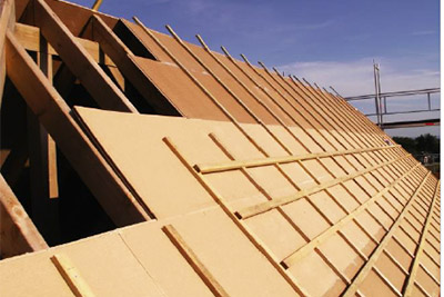 La Pavacadémie de Pavatex propose une formation à pose des isolants en fibres de bois