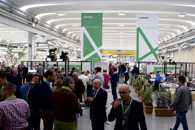 Dans son show-room de Pesaro, Biesse a install un concentr de technologies pour la menuiserie.